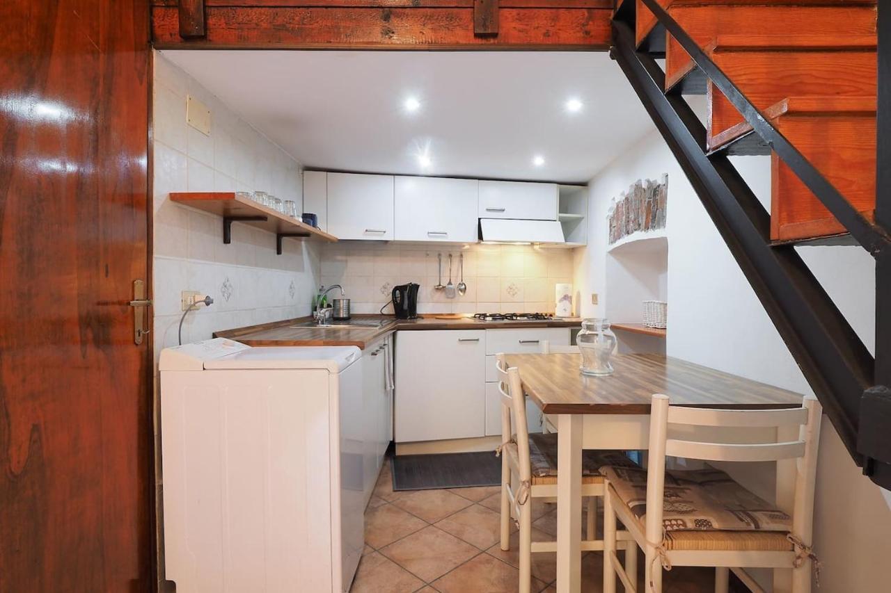 Primopiano - Ripa Apartment Milan Bagian luar foto